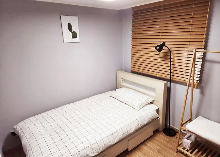 Private Cozy At Yeonnam And Hongdae Area