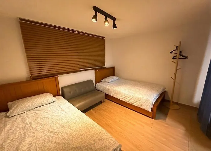 Private Cozy At Yeonnam And Hongdae Area