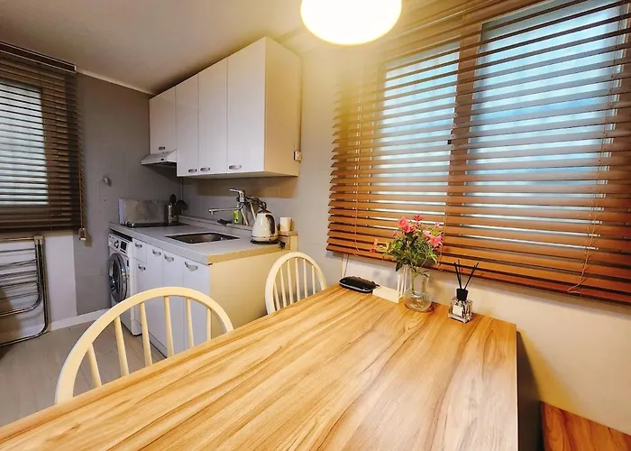Private Cozy At Yeonnam And Hongdae Area *